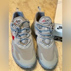 Men’s Nike tennis shoes